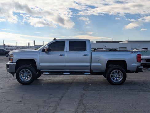Used 2018 Chevrolet Silverado 2500 LTZ w/ Duramax Plus Package image 9