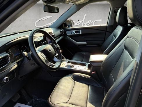 Certified 2023 Ford Explorer Limited w/ Equipment Group 301A image 19