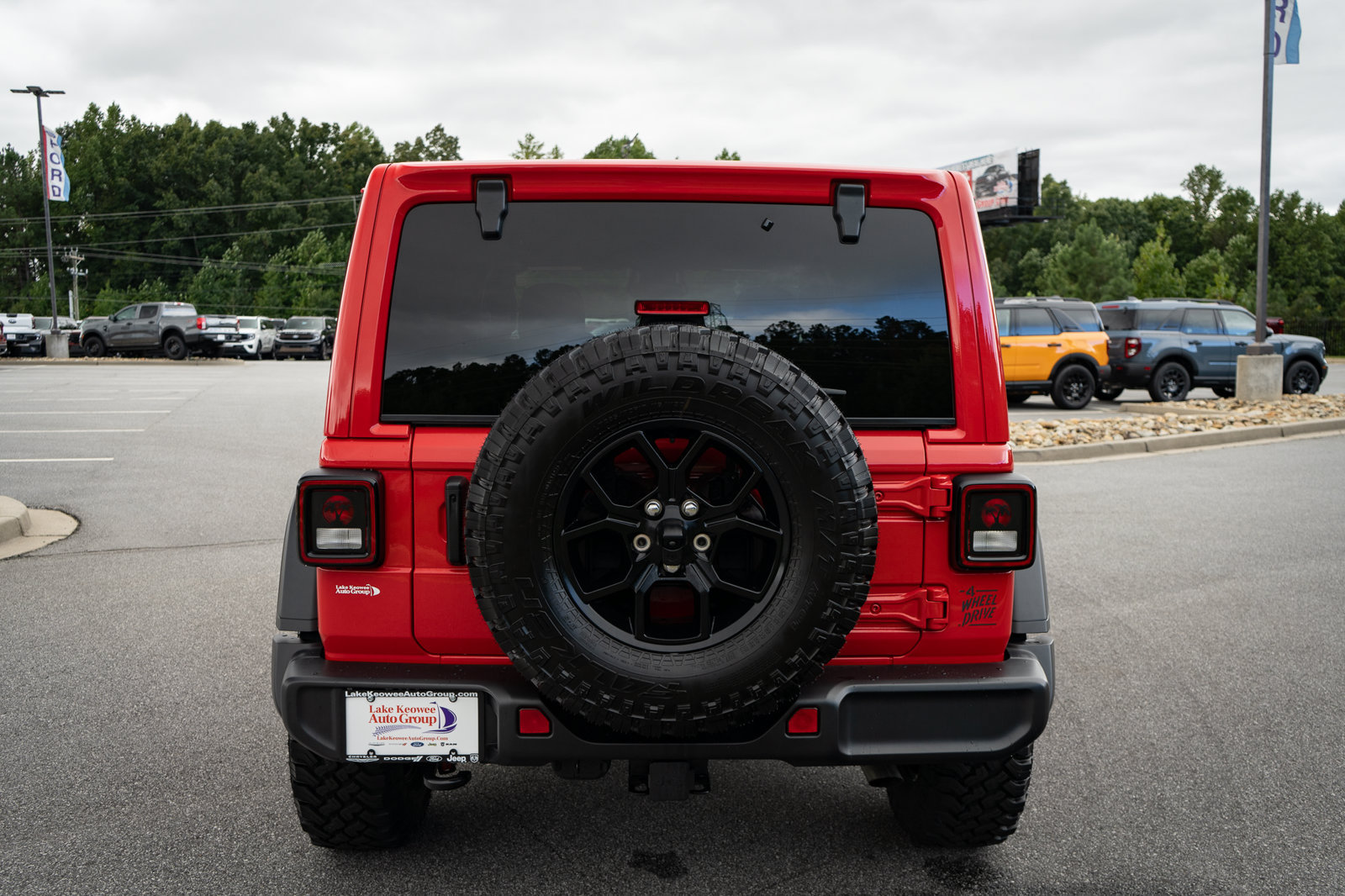 Used 2026 Jeep Wrangler Unlimited Sport AWD/4WD image 8