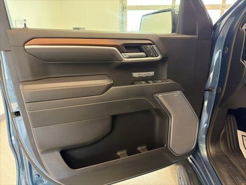Used 2025 GMC Sierra 1500 Denali AWD/4WD image 45