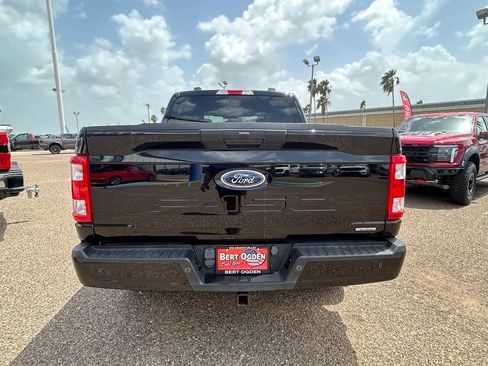 Used 2022 Ford F150 XL w/ STX Appearance Package RWD image 5
