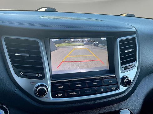Used 2018 Hyundai Tucson Limited AWD/4WD image 18