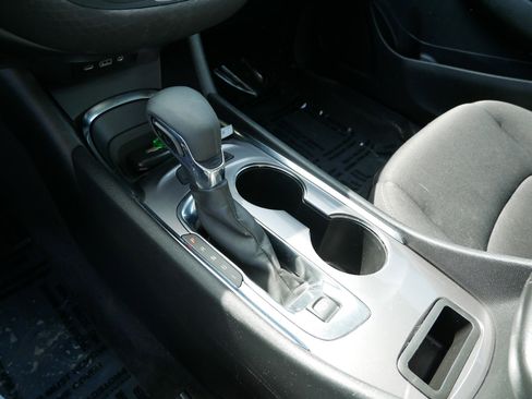 Used 2024 Chevrolet Malibu LT FWD image 24