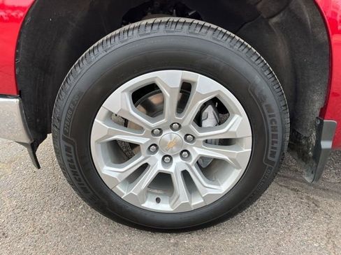 Used 2023 Chevrolet Silverado 1500 LTZ image 10