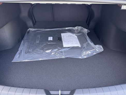 New 2026 Kia K5 LXS FWD image 21