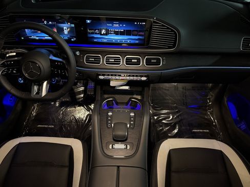 New 2026 Mercedes-Benz GLE 63 AMG S image 12
