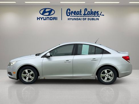 Used 2013 Chevrolet Cruze LT FWD image 2