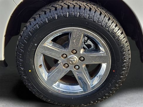 Used 2014 RAM 1500 Express image 8