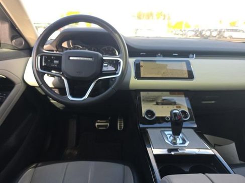 Used 2023 Land Rover Range Rover Evoque R-Dynamic S image 10