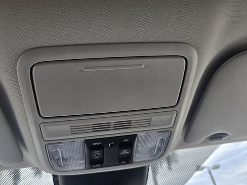 Certified 2025 Honda Odyssey Touring image 26
