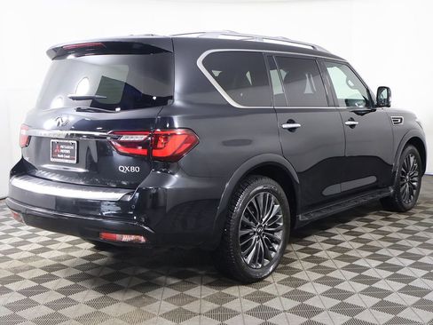 Used 2024 INFINITI QX80 Sensory AWD/4WD image 14