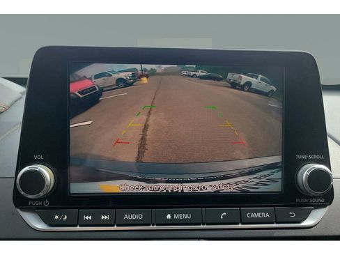 Used 2021 Nissan Altima 2.5 SR FWD image 14