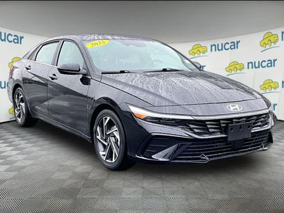 Used 2025 Hyundai Elantra SEL