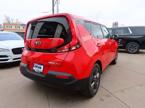 Used 2021 Kia Soul EX image 7