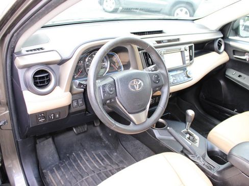 Used 2013 Toyota RAV4 Limited AWD/4WD image 13
