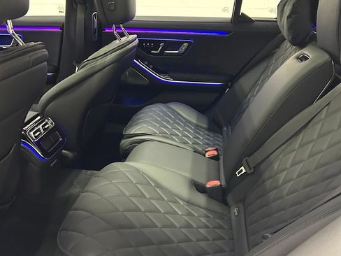 Used 2023 Mercedes-Benz S 580 4MATIC Sedan image 33