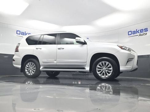 Used 2019 Lexus GX 460 Premium AWD/4WD image 41