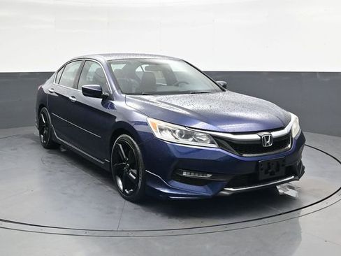 Used 2017 Honda Accord Sport Special Edition image 10