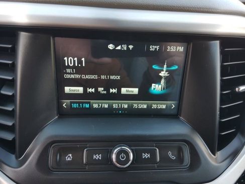 Used 2019 GMC Acadia SLE image 20