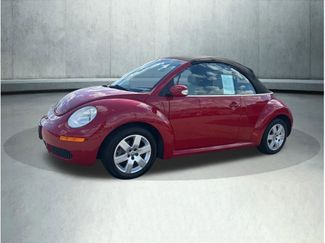 Used 2007 Volkswagen Beetle Convertible w/ Package 1 FWD video 2