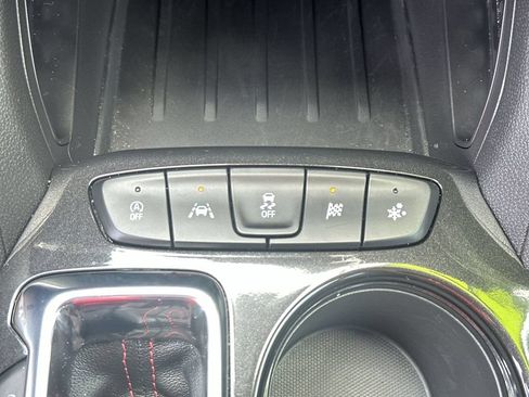 Used 2025 Chevrolet TrailBlazer RS FWD image 29