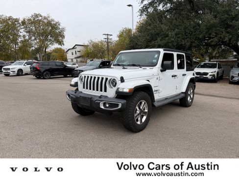 Used 2019 Jeep Wrangler Unlimited Sahara image 1