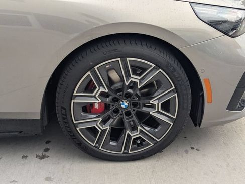 New 2026 BMW i5 M60 AWD/4WD image 11