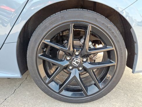 Used 2023 Honda Civic Sport image 28