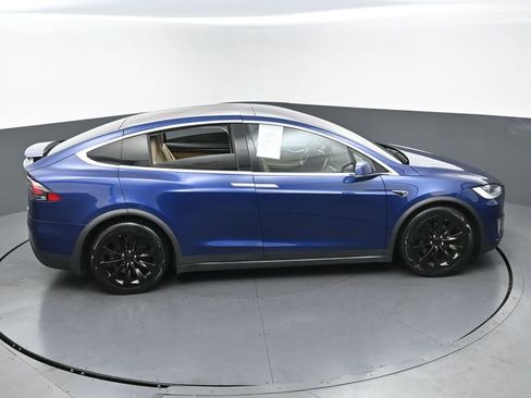 Used 2016 Tesla Model X 90D image 45