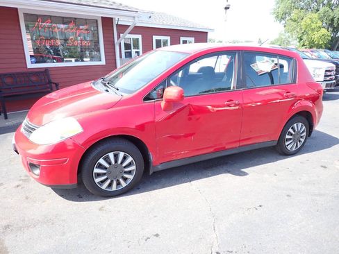 Used 2011 Nissan Versa 1.8 S w/ PWR Plus Pkg FWD image 3