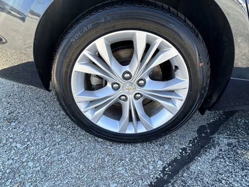 Used 2014 Chevrolet Impala LT FWD image 21