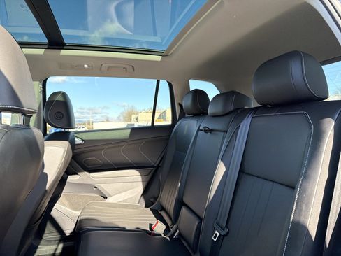 Certified 2023 Volkswagen Tiguan SE w/ Panoramic Sunroof Package image 31