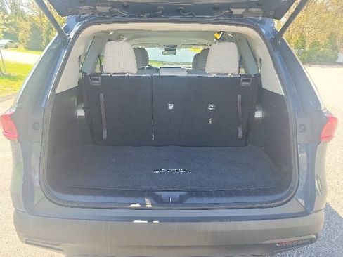 Used 2026 Toyota Grand Highlander AWD image 4