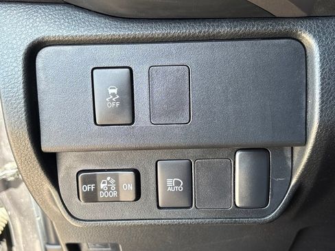 Used 2023 Toyota Tacoma SR5 RWD image 23