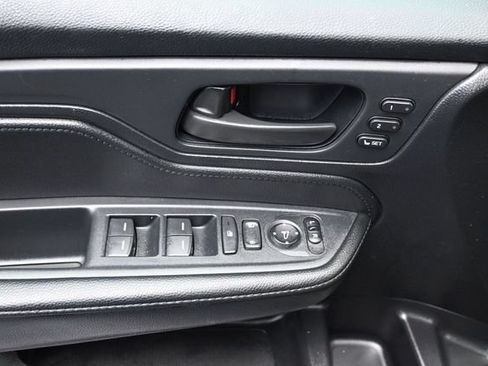 Used 2025 Honda Odyssey Sport-L image 13