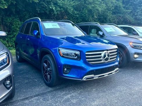 New 2026 Mercedes-Benz GLB 250 4MATIC image 1