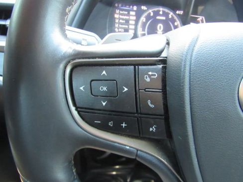 Used 2020 Lexus ES 350 w/ Premium Package image 40