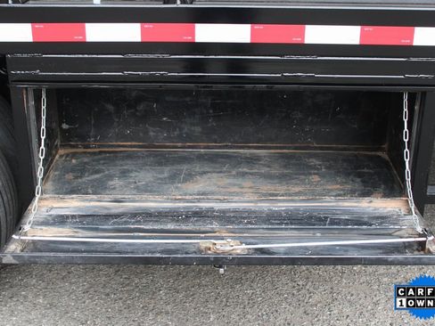 Used 2016 Ford F550 4x4 Crew Cab Super Duty image 12