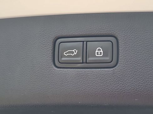 Used 2021 Genesis GV80 2.5T w/ Advanced Package 02 image 18