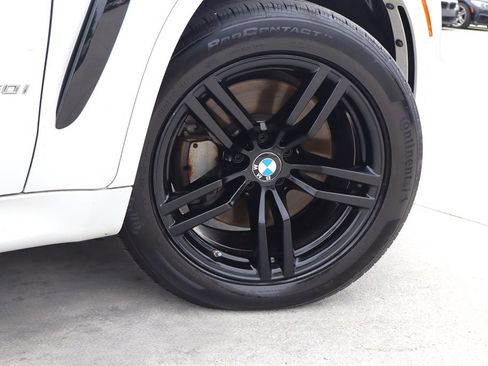 Used 2017 BMW X6 xDrive50i AWD/4WD image 12