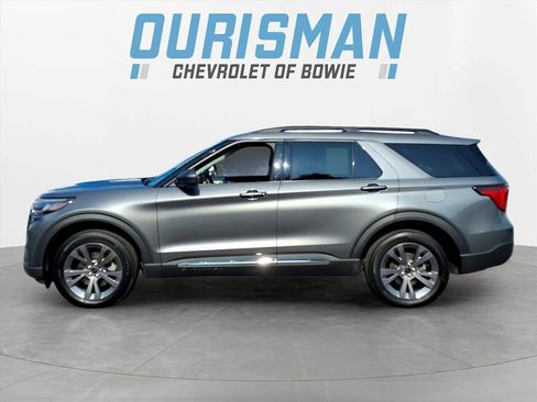 Used 2025 Ford Explorer Active w/ Active Comfort Package AWD/4WD image 4