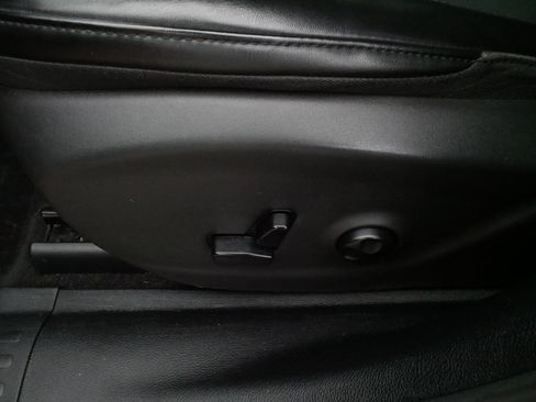 Used 2020 Jeep Cherokee Trailhawk w/ Comfort/Convenience Group image 20