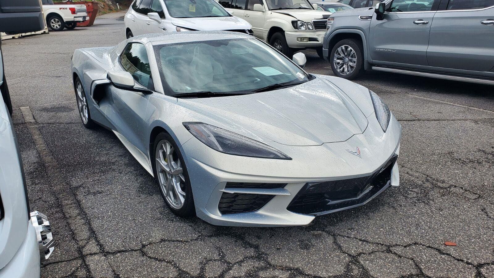 Used 2023 Chevrolet Corvette Stingray Preferred Conv w/ Stealth Interior Trim Package RWD image 3