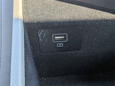 Used 2022 Genesis G70 3.3T image 22