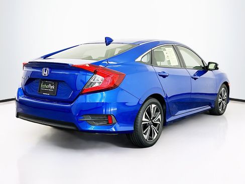 Used 2018 Honda Civic EX-L image 9