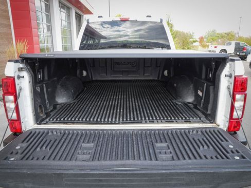 Used 2022 Ford F250 XLT image 5