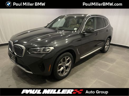 Certified 2022 BMW X3 xDrive30i w/ Convenience Package image 1