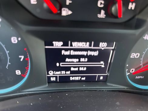 Used 2020 Chevrolet Malibu LT FWD image 6