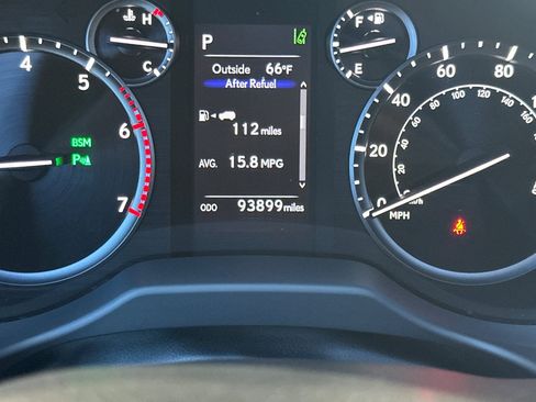 Used 2022 Lexus GX 460 w/ Black Line Special Edition AWD/4WD image 34