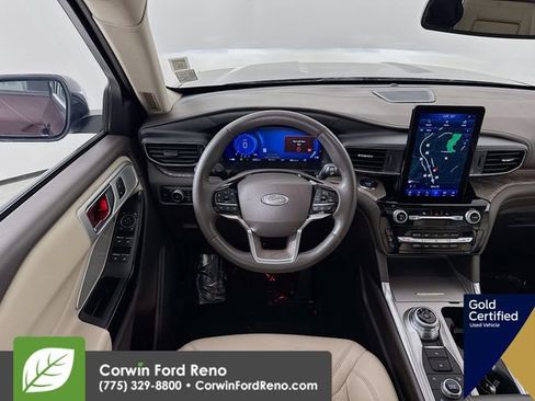 Certified 2022 Ford Explorer Platinum w/ Equipment Group 601A image 28